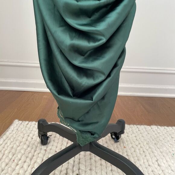 Fashion Nova When In Rome Rosette Satin Midi Dress Hunter Green L - Picture 4 of 8
